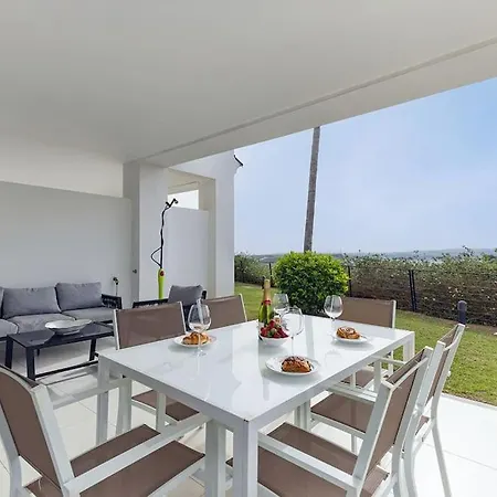 2 Bedroom Ground Floor @ Hills! Apartmán Estepona