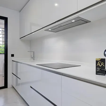 公寓 2 Bedroom Ground Floor @ Hills! *